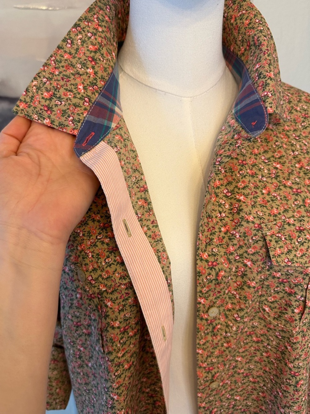 Tommy Hilfiger Floral Button-Down Shirt - Vintage Preppy Cottagecore Boho
(XL) - Picture 13 of 16